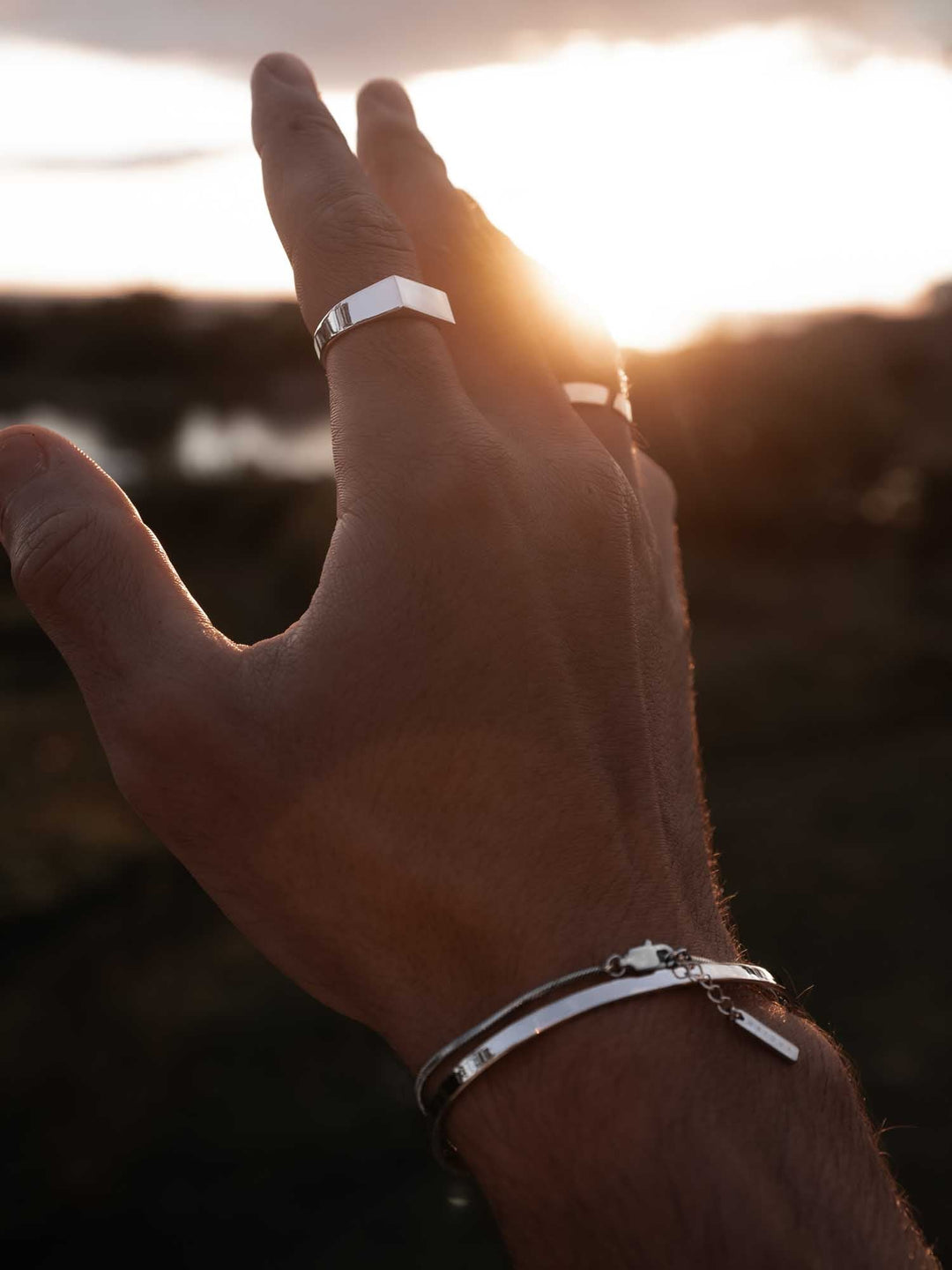 UNISIZE SIGNET RING IN SILVER